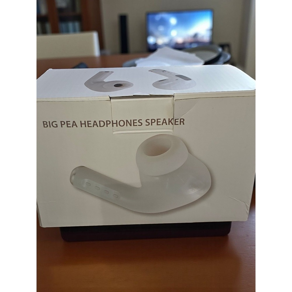 Big Pea Bluetooth Speaker With 3.5 Headphone Needed On Your Device.‎